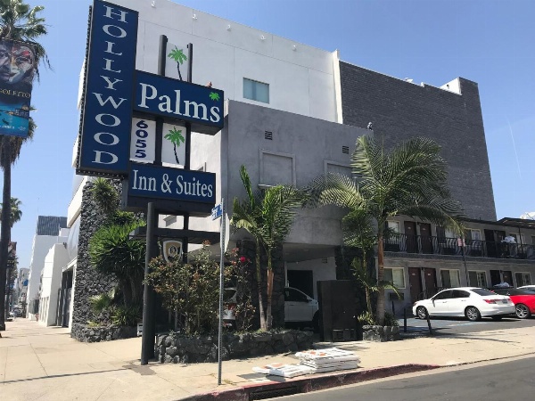 Hollywood Palms Inns & Suites image 14